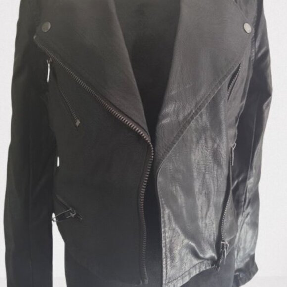 Blank NYC Short FAUX Leather Women's Biker Jacket Size Small Black - Picture 2 of 10